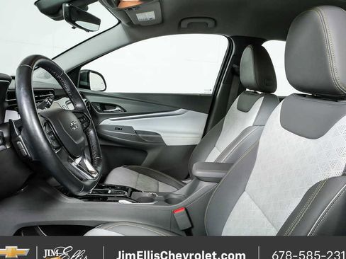 Used 2023 Chevrolet Bolt EUV Premier image 5