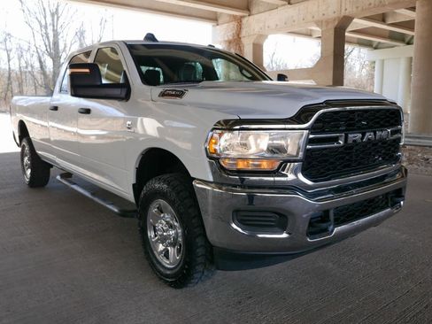 Used 2023 RAM 2500 Tradesman w/ Chrome Appearance Group image 24