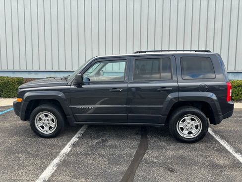 Used 2016 Jeep Patriot Sport w/ Power Value Group AWD/4WD image 6