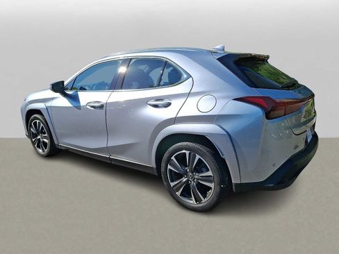 Used 2023 Lexus UX 250h AWD w/ Accessory Package (Z2) image 5