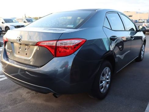 Used 2017 Toyota Corolla L FWD image 2