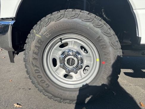 New 2026 Ford F350 XL w/ XL Off-Road Package image 9