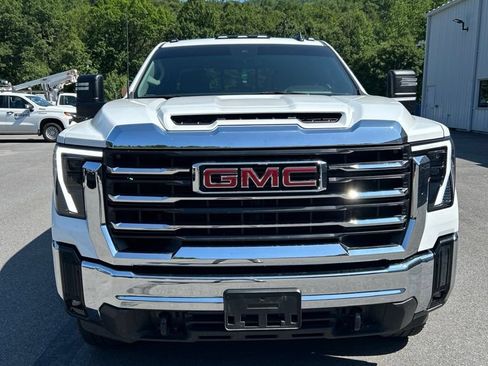 Used 2025 GMC Sierra 2500 SLE w/ Preferred Package AWD/4WD image 6