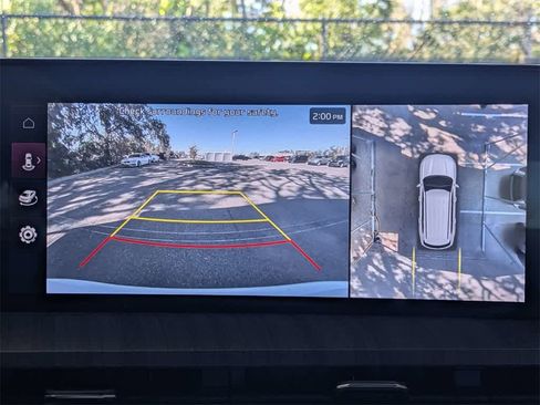 Used 2024 Kia Telluride SX Prestige w/ Towing Package image 33