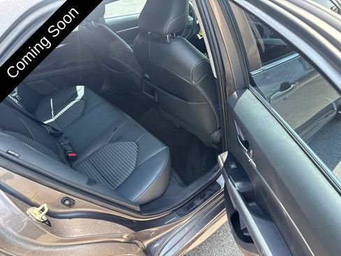 Used 2020 Toyota Camry SE FWD image 64