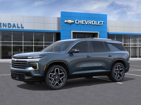 New 2026 Chevrolet Traverse High Country w/ LPO, Floor Liner Package AWD/4WD image 2