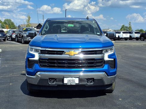 Used 2023 Chevrolet Silverado 1500 LT AWD/4WD image 31