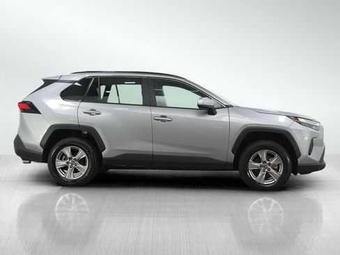 Used 2025 Toyota RAV4 XLE w/ Convenience Package AWD/4WD image 6
