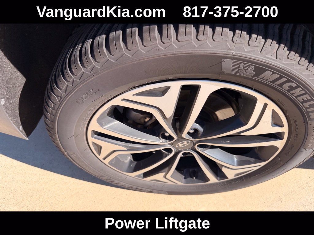 Used 2019 Hyundai Santa Fe FWD image 10