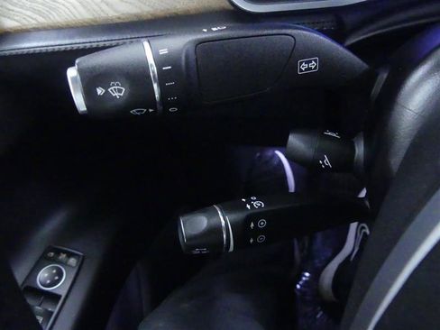 Used 2019 Tesla Model X Long Range image 21