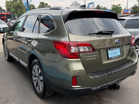 Used 2017 Subaru Outback 3.6R Touring AWD/4WD image 4