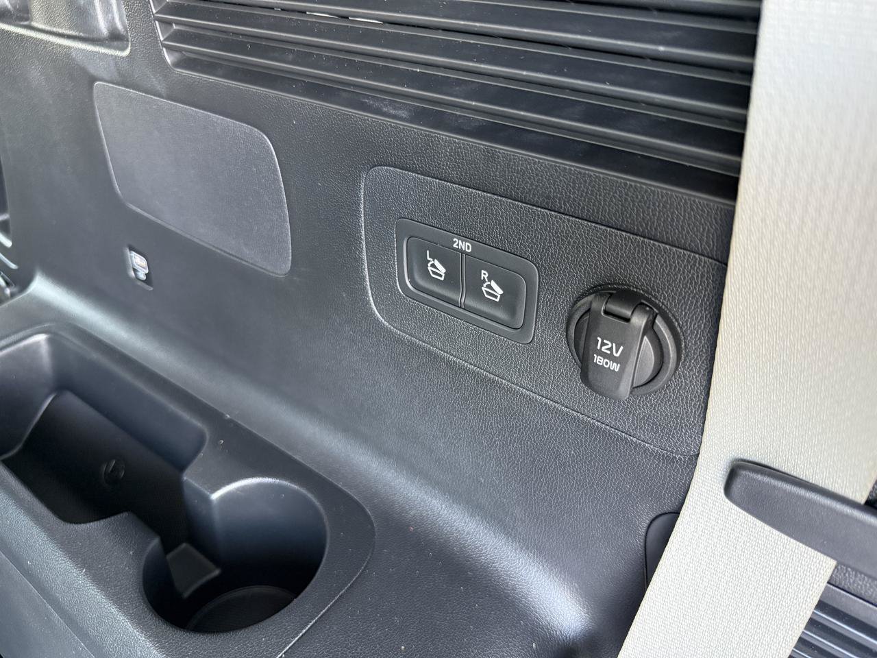Used 2022 Kia Sorento AWD SX Prestige Plug-In Hybrid image 50