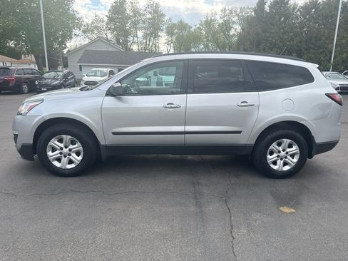 Used 2014 Chevrolet Traverse LS FWD image 6