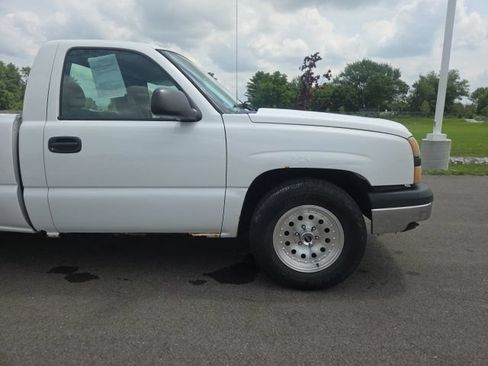 Used 2006 Chevrolet Silverado 1500 W/T RWD image 4