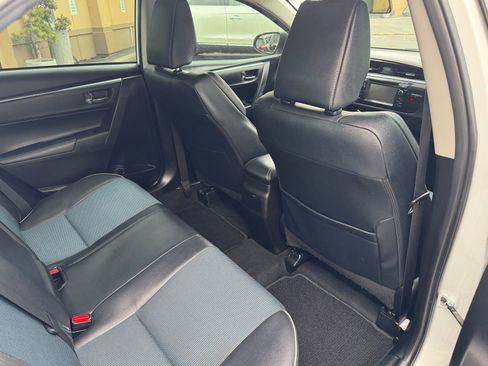 Used 2015 Toyota Corolla S FWD image 18