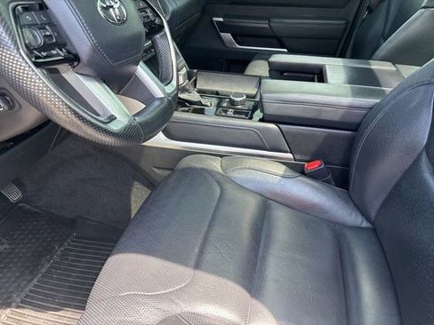 Used 2022 Toyota Tundra Platinum AWD/4WD image 11