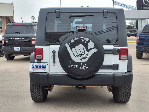 Used 2014 Jeep Wrangler Sport image 6