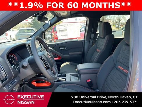 New 2025 Nissan Frontier PRO-4X w/ Pro Convenience Package image 10