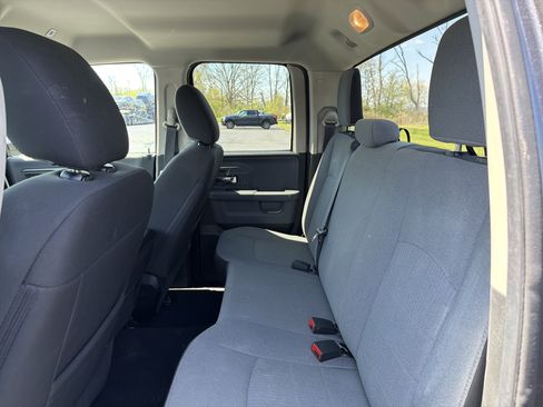 Used 2024 RAM 1500 Classic SLT AWD/4WD image 14