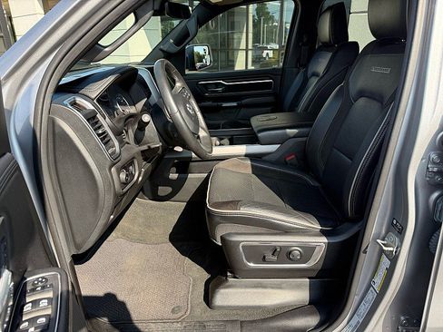 Used 2024 RAM 1500 Laramie RWD image 10