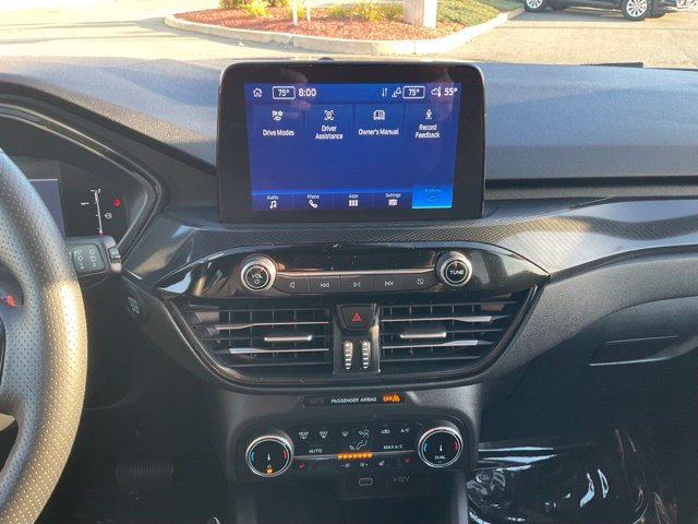 Used 2025 Ford Escape ST-Line Select AWD/4WD image 19