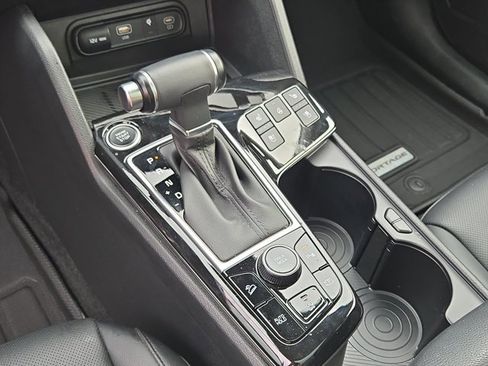 Certified 2024 Kia Sportage SX image 29
