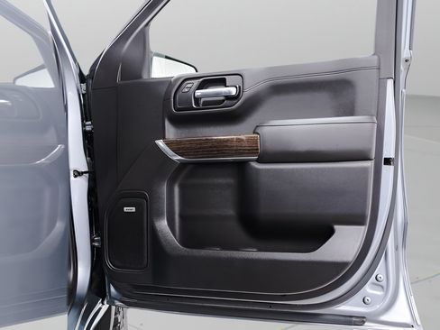 Used 2019 GMC Sierra 1500 Elevation w/ Elevation Value Package AWD/4WD image 35