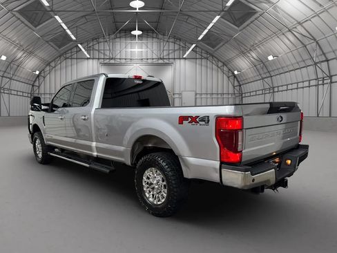 Used 2022 Ford F350 XLT w/ XLT Premium Package AWD/4WD image 3