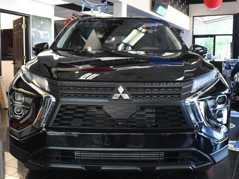 New 2026 Mitsubishi Eclipse Cross ES AWD/4WD image 2
