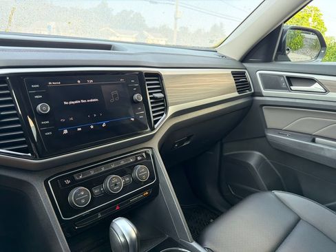 Used 2023 Volkswagen Atlas SEL AWD/4WD image 29