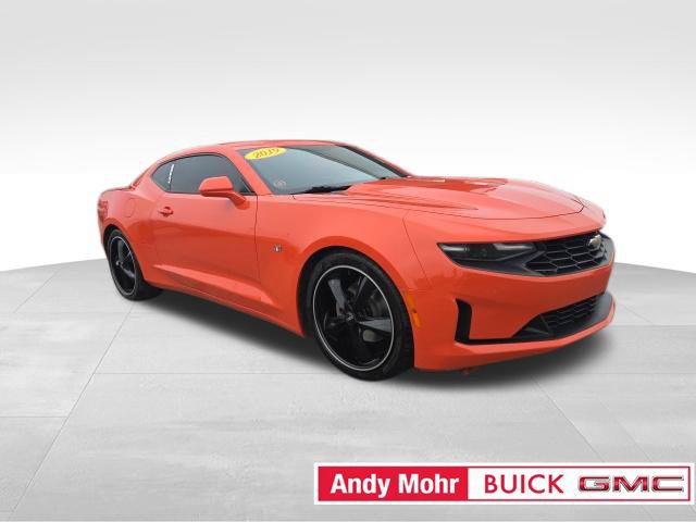 Used 2019 Chevrolet Camaro LT RWD image 2