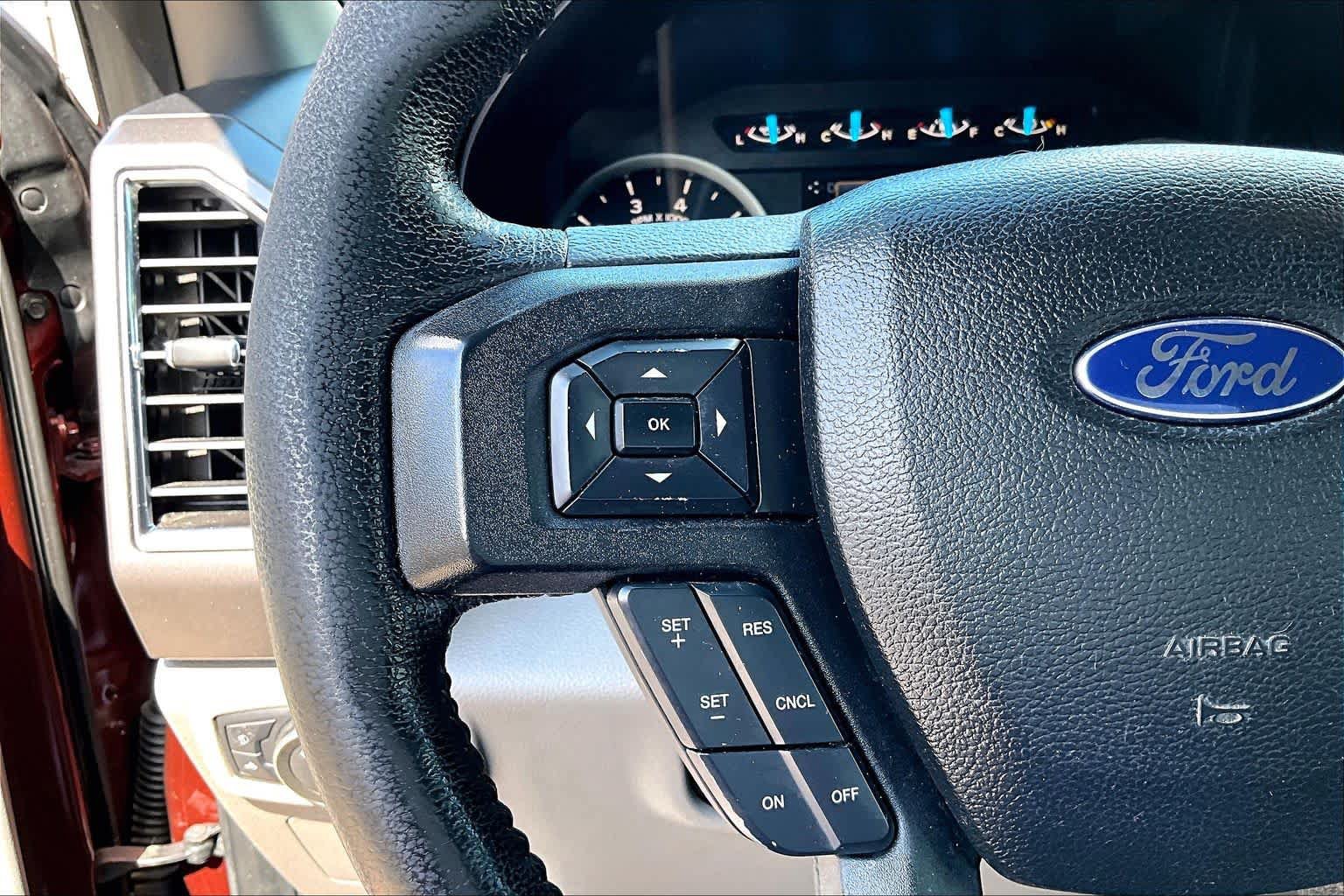 Used 2015 Ford F150 XLT w/ Equipment Group 302A Luxury RWD image 24