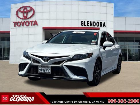 Certified 2024 Toyota Camry SE w/ Blackout Package (TMS) FWD image 4