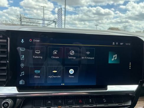 Used 2025 Chevrolet Silverado 1500 LT Trail Boss w/ LPO, Utility Wall Package image 23