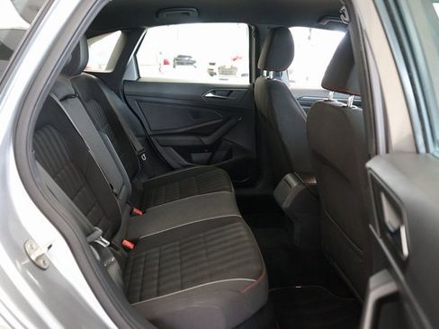 Used 2019 Volkswagen Jetta GLI image 13