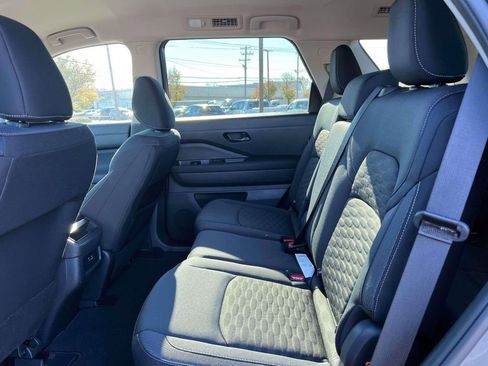 Certified 2024 Nissan Pathfinder S w/ Cargo Package image 12