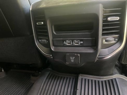 Used 2019 RAM 3500 Laramie AWD/4WD image 13