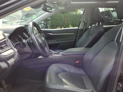 Used 2022 Toyota Camry XSE FWD image 26