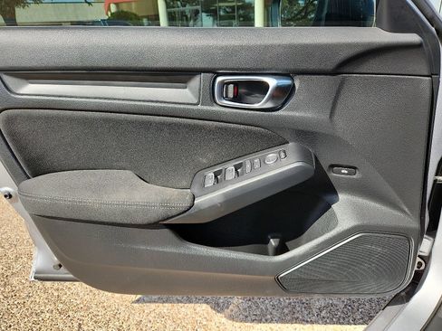 Used 2022 Honda Civic Sport image 16