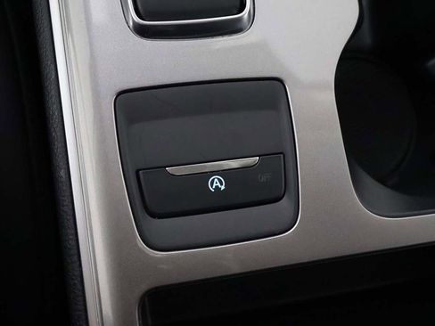 Used 2024 Ford Edge SEL w/ Convenience Package image 47