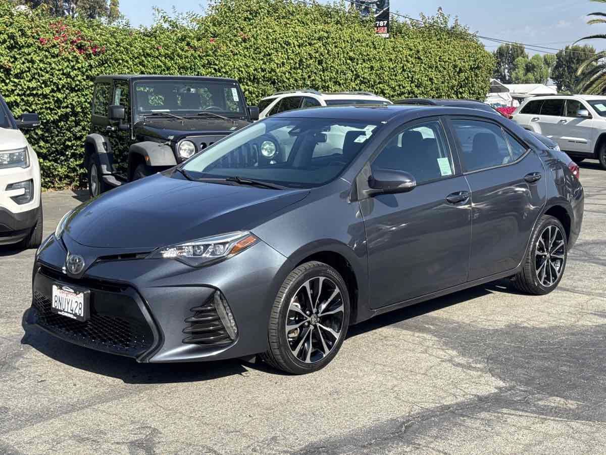 Used 2019 Toyota Corolla SE FWD image 3
