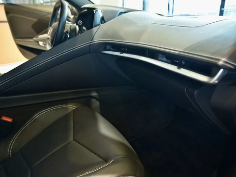 Used 2025 Chevrolet Corvette Stingray Coupe w/ 1LT RWD image 28