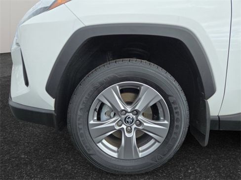 Used 2024 Toyota RAV4 XLE image 9