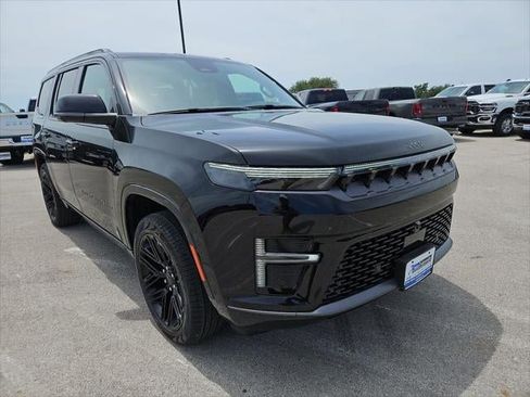 New 2026 Jeep Grand Wagoneer Limited AWD/4WD image 41