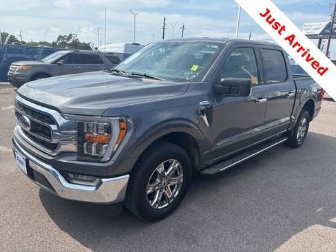 Used 2021 Ford F150 XLT w/ Equipment Group 302A High RWD image 3