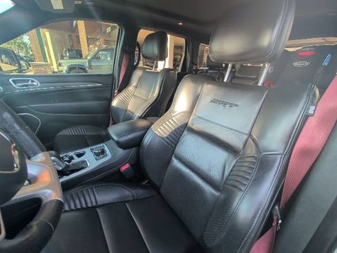 Used 2019 Jeep Grand Cherokee SRT AWD/4WD image 7