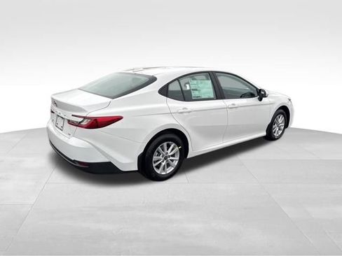 New 2026 Toyota Camry LE image 6