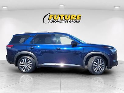 Certified 2022 Nissan Pathfinder Platinum w/ Cargo Package