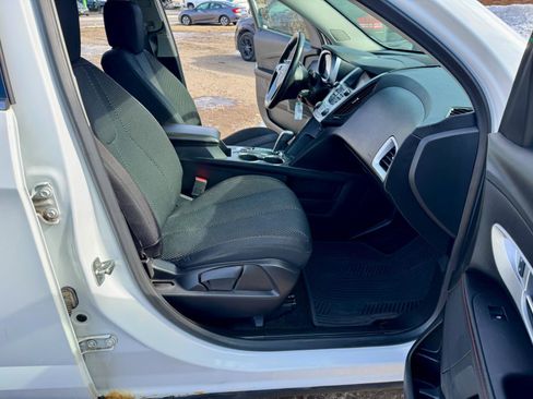 Used 2015 Chevrolet Equinox LT image 15