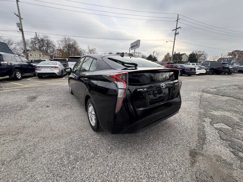Used 2016 Toyota Prius Two image 20